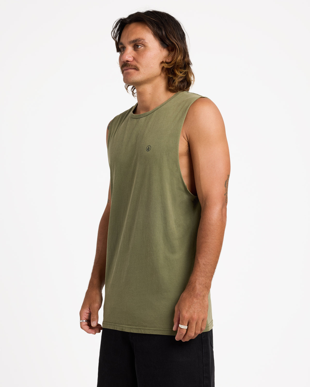 ucyzt03059_volcom_arc_sd1