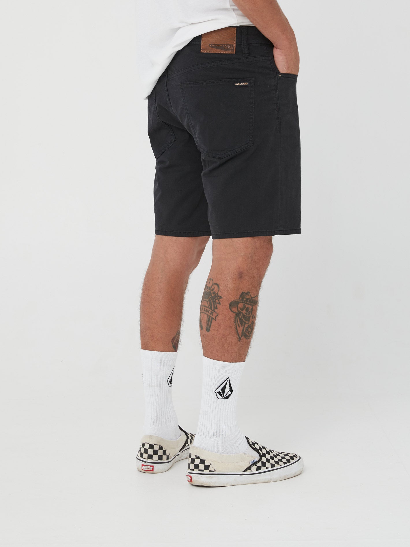 V Kinkade Lightweight Short - Black – Volcom