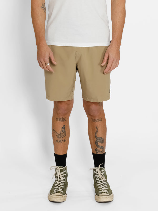 Stones Hybrid Elastic Waist Short 18