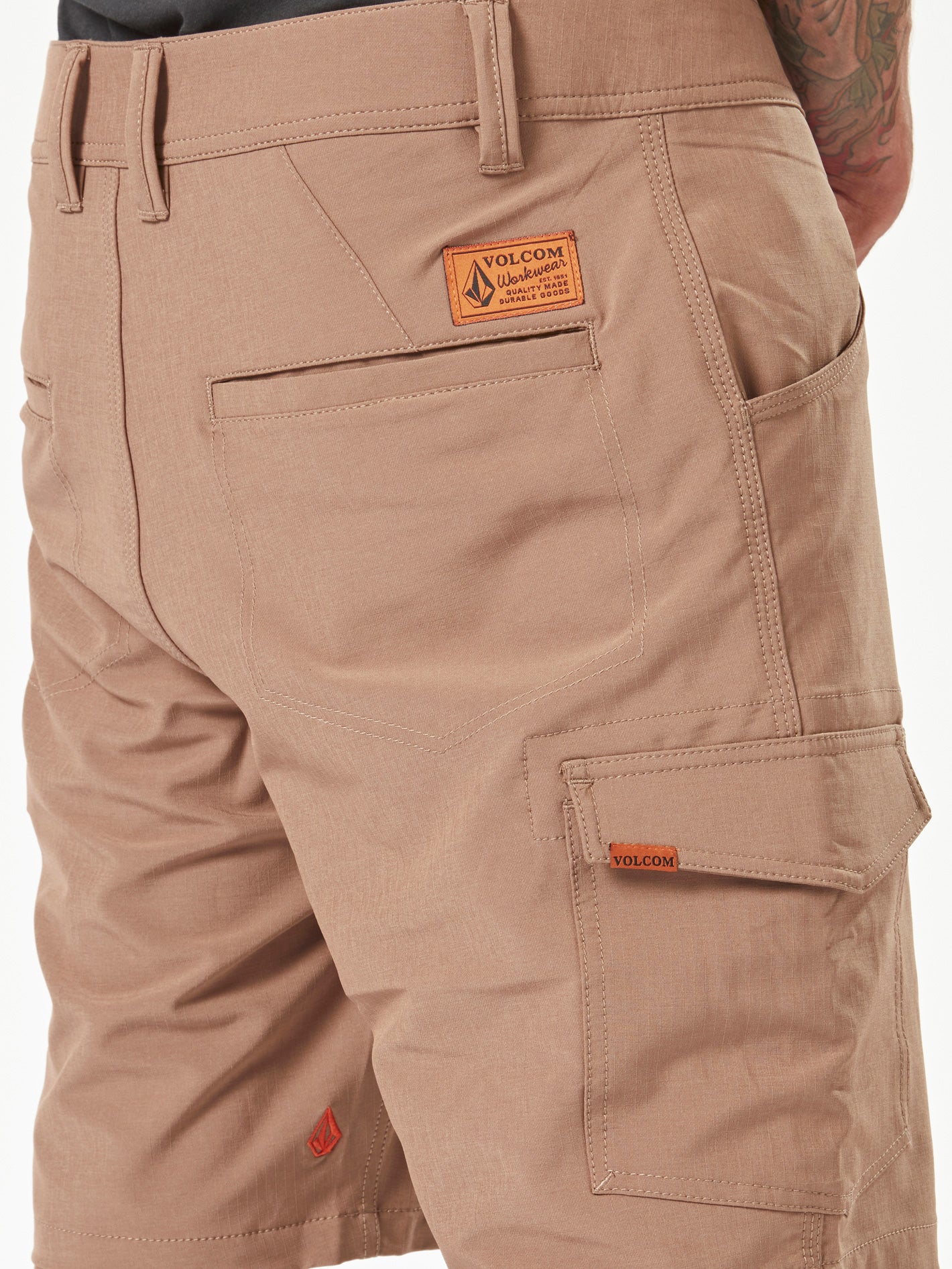 Volcom Workwear Slab Hybrid Short 20"