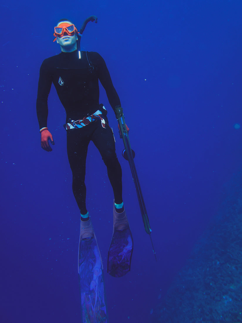Modulator 2mm Long Arm Chest Zip Wetsuit - Black