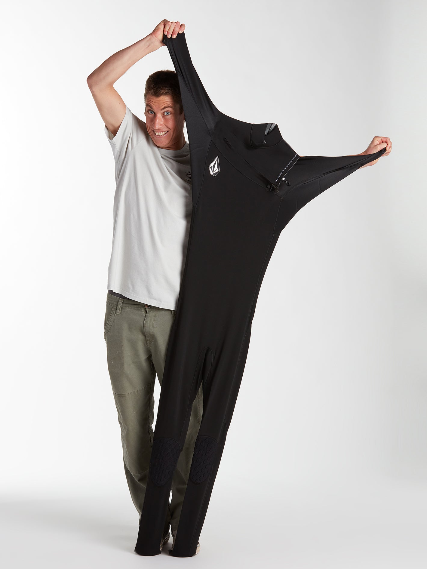 Modulator 2/2MM Short Arm Chest Zip Wetsuit - Black (A9532201_BLK) [33]