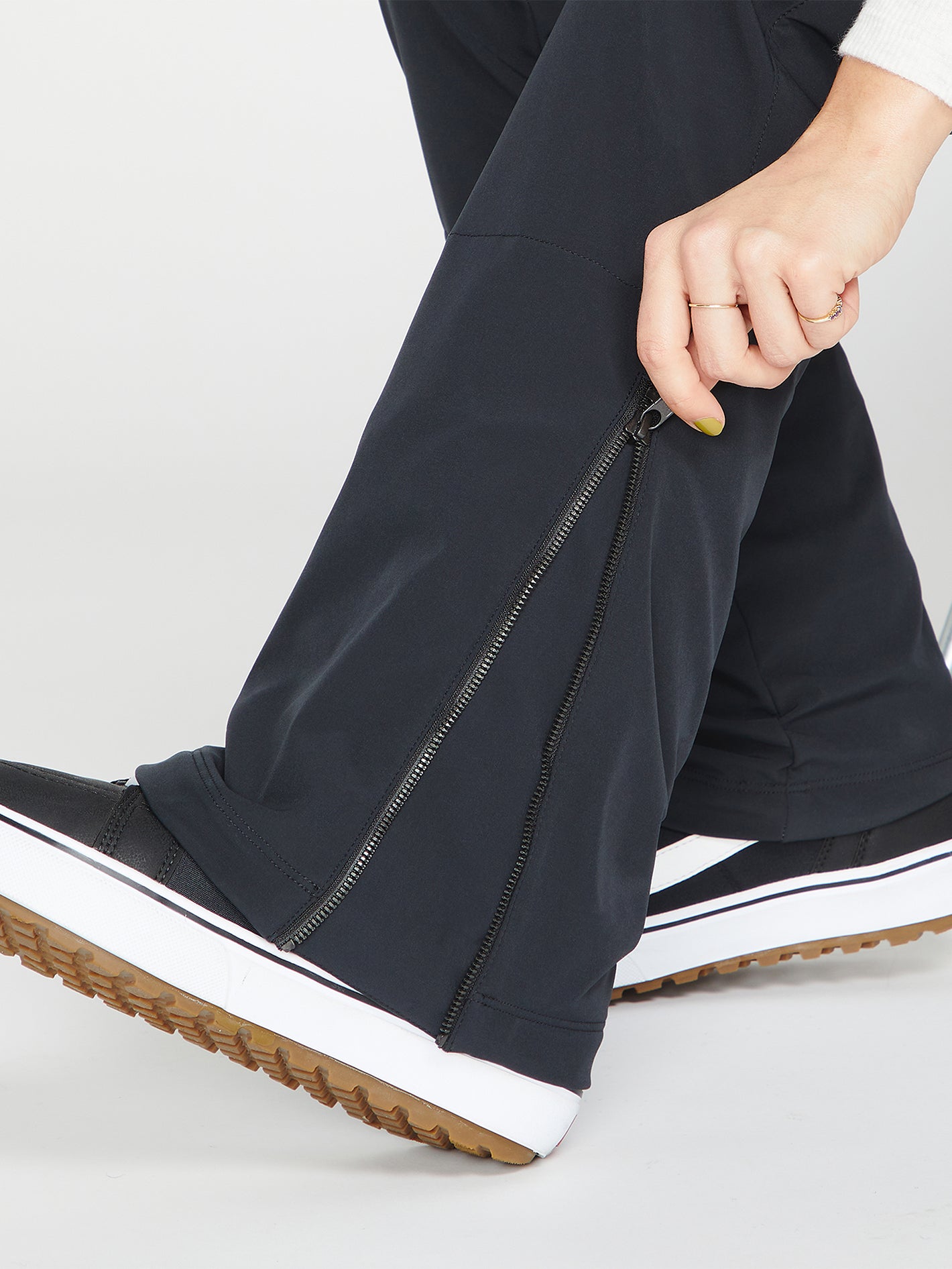 Womens Battle Stretch High Rise Pants - Black (H1352304_BLK) [3]