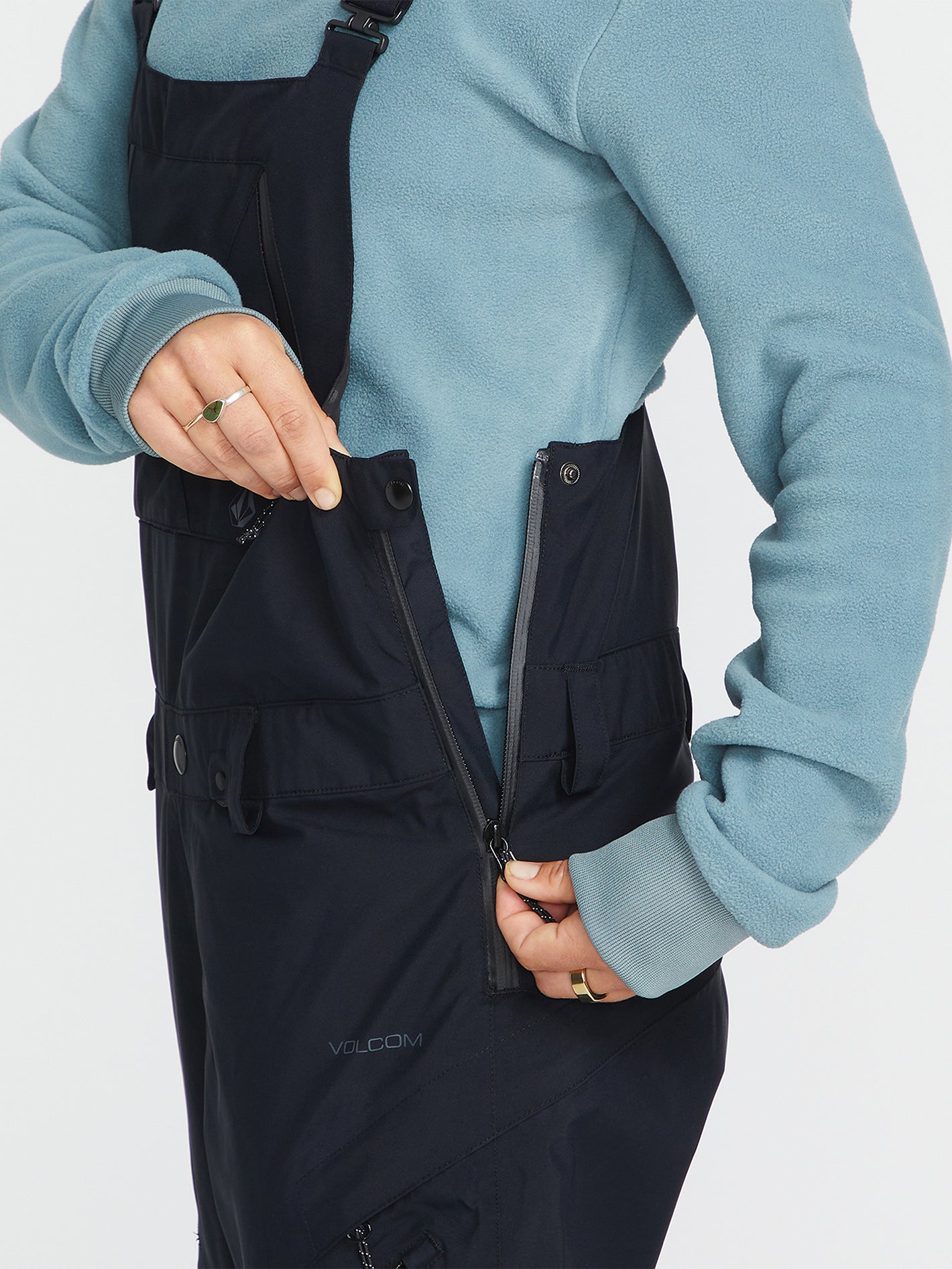 Womens Elm Stretch Gore-Tex Bib Overall - Black (H1352309_BLK) [2]