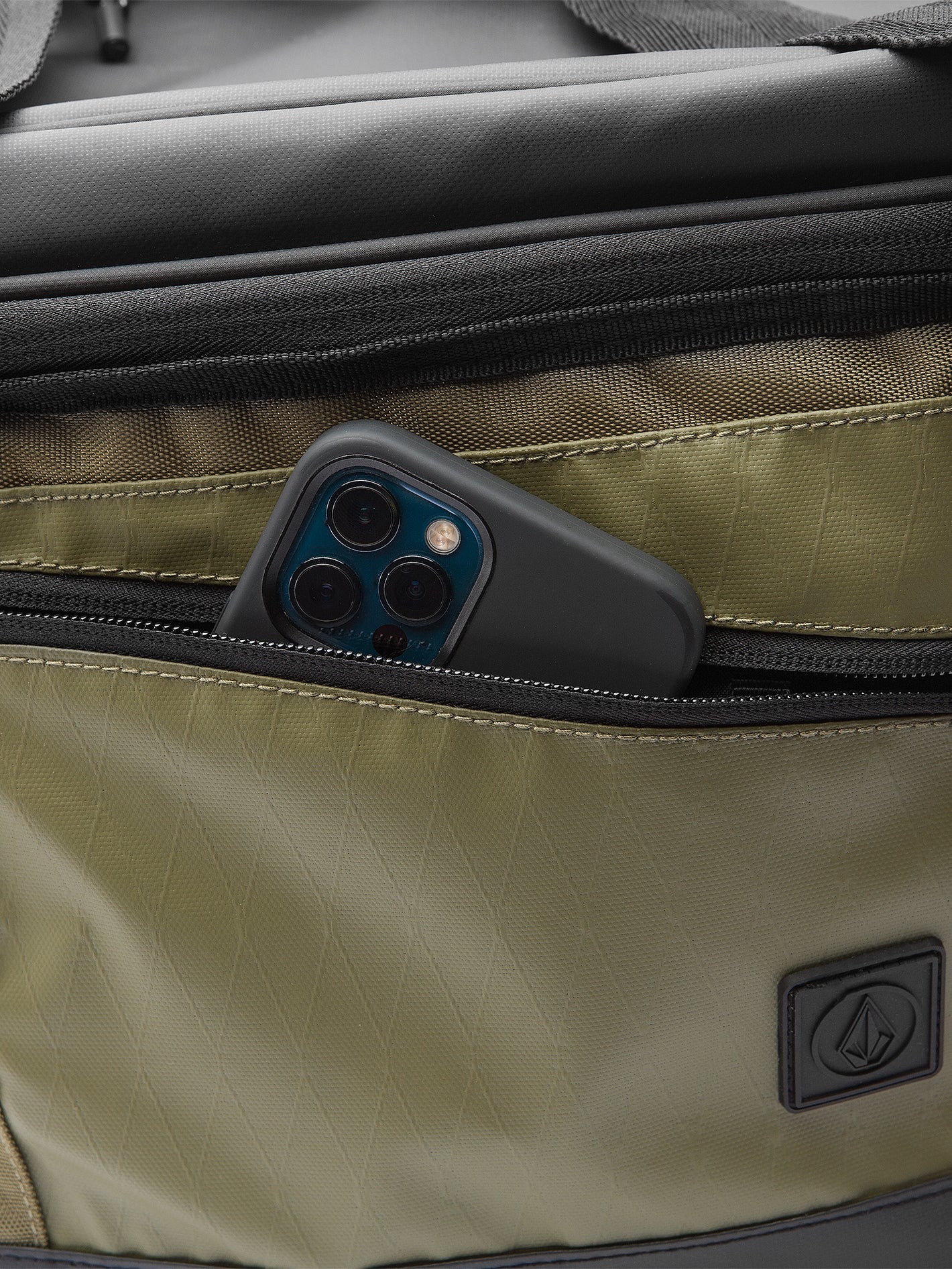 Venture 12-Can Cooler – Volcom