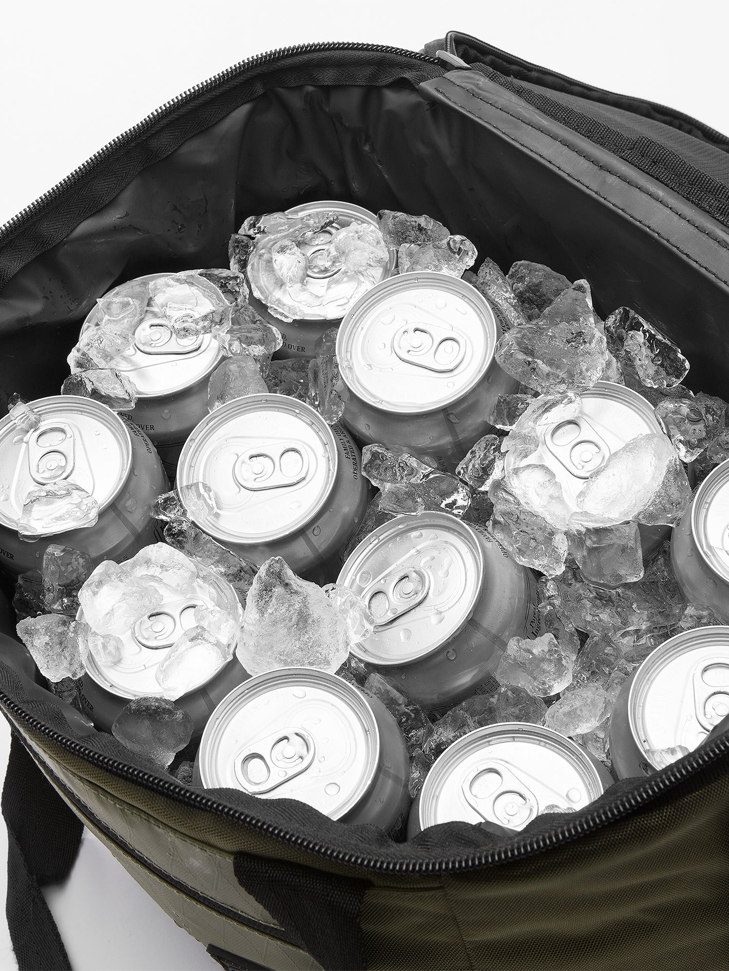 Volcom キャンプセット Venture 12-Can Cooler – Olive/black – Volcom Australia
