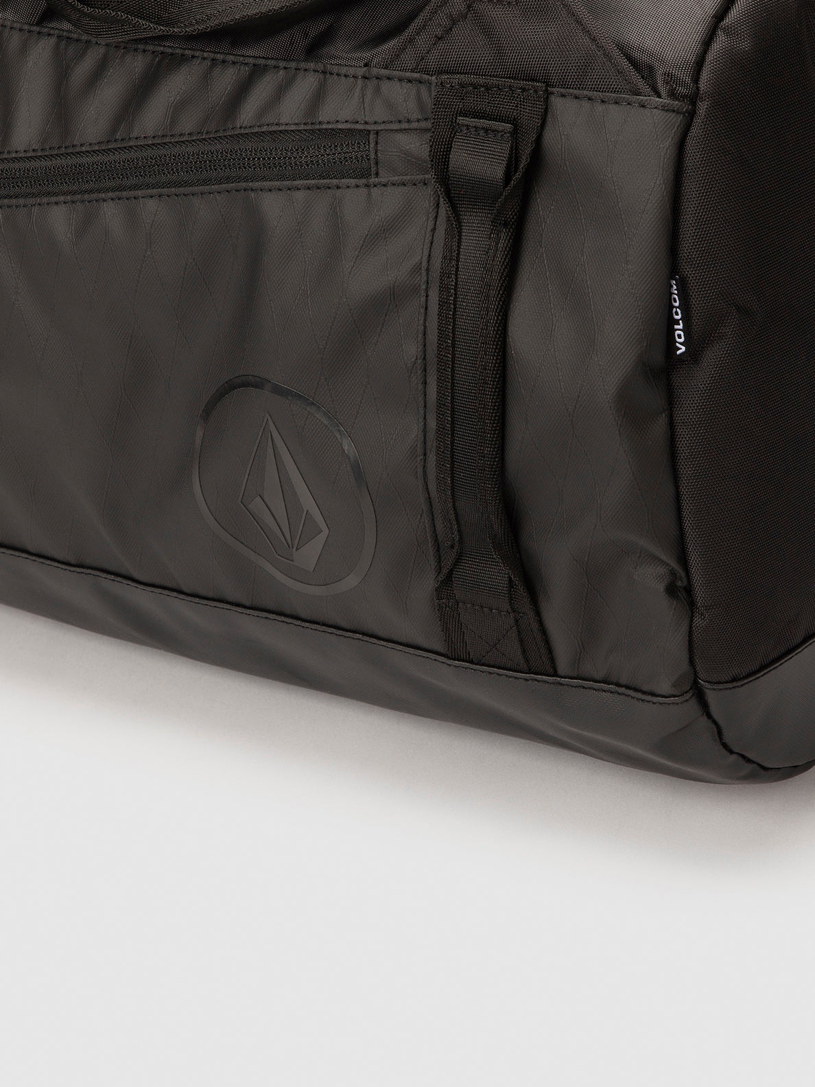 Volcom duffle bag top