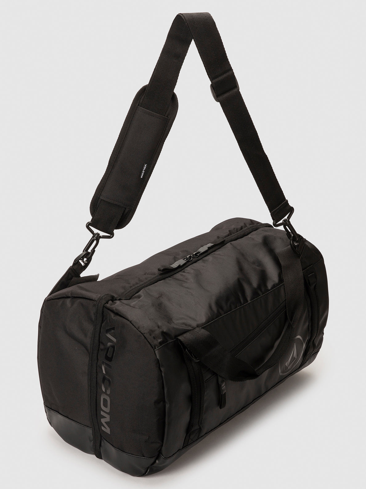 Altitude Travel Duffel - Black (VMXX04LMED_00BLK) [6]