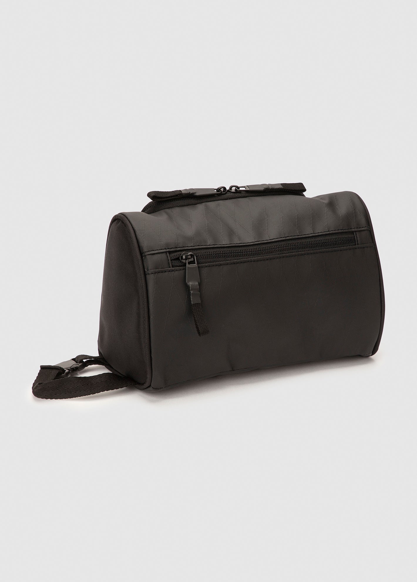 Tristone - Travel Dopp Kit - Black (VMXX04NME4_00BLK) [B]